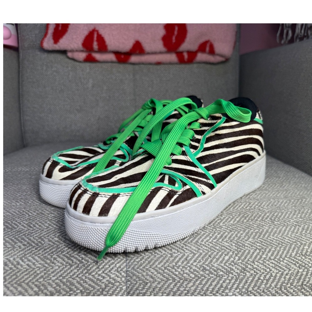 Jeffrey Campbell Zebra Print Calf Hair Platform Sneakers Neon Green Trim 7.5‎